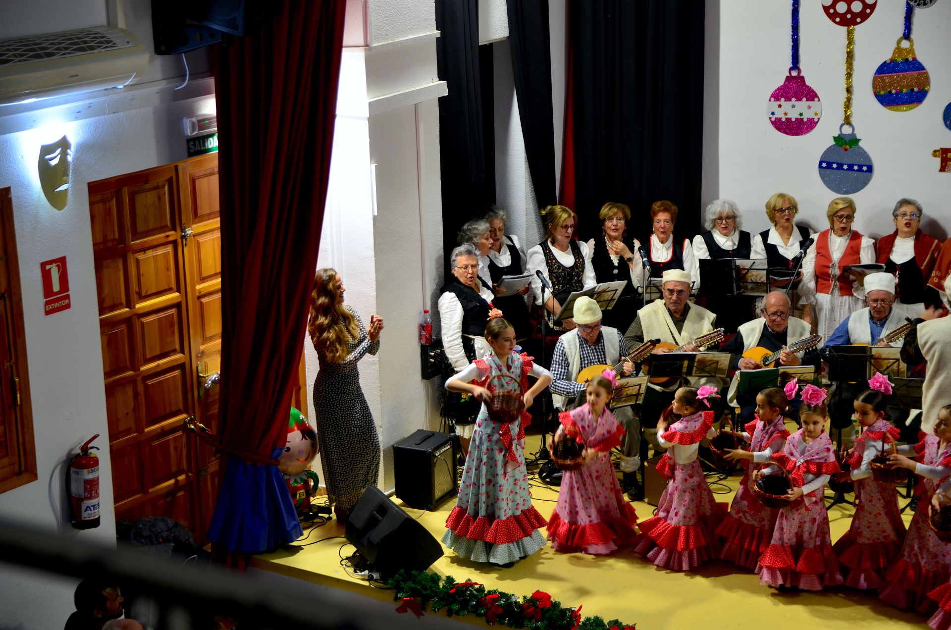 La Navidad relumbra en Huétor Vega