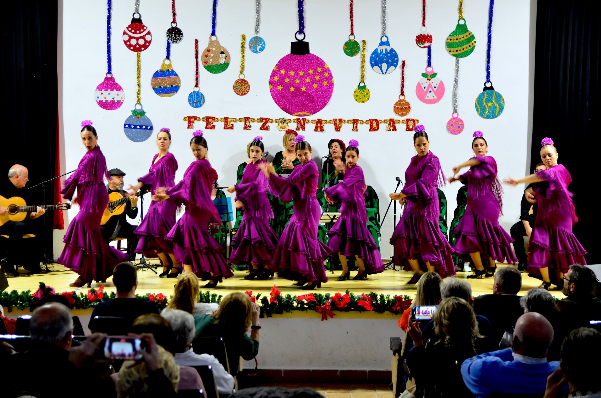 La Navidad relumbra en Huétor Vega