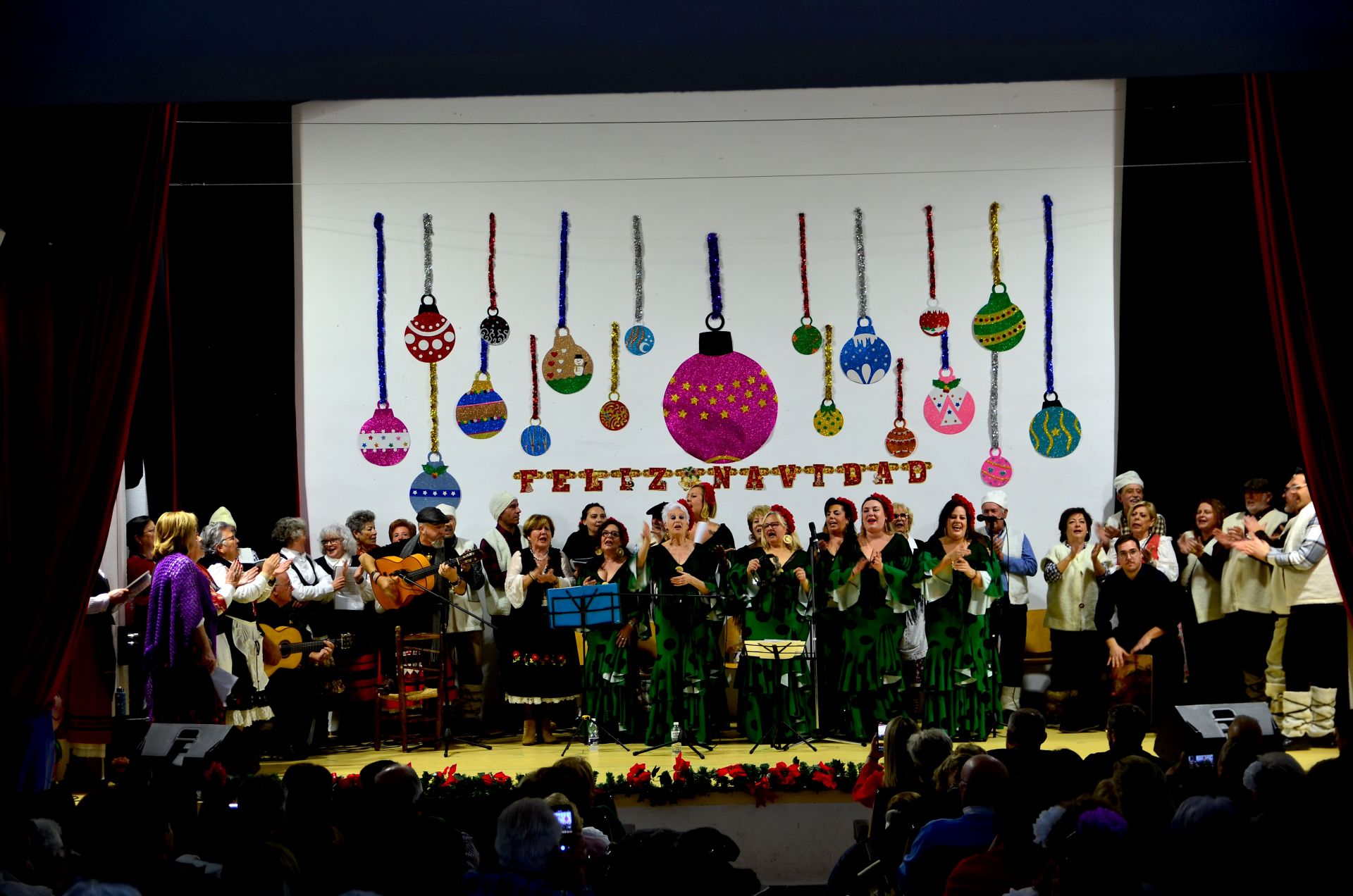 La Navidad relumbra en Huétor Vega