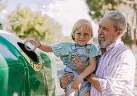 Huétor Vega, comprometido con el reciclaje de vidrio estas navidades