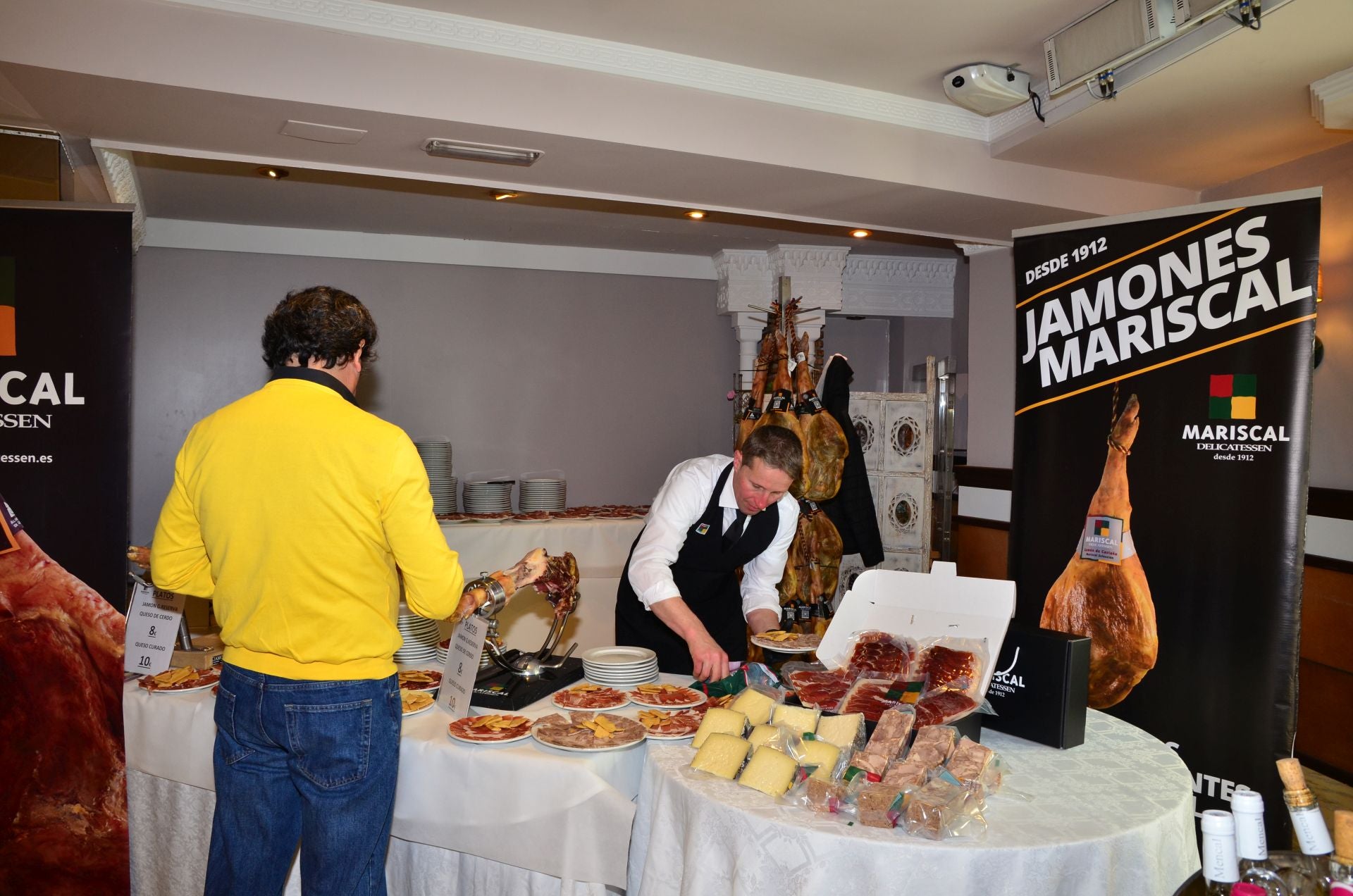 Huétor Vega abre las puertas de sus Jornadas del Vino, Jamón y Chacinas