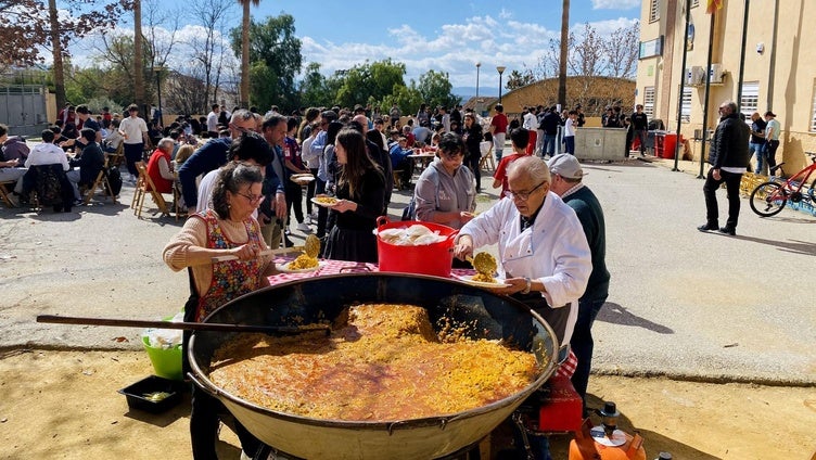 El instituto de Huétor Vega da una lección de solidaridad
