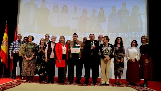 El emotivo acto del Día de Andalucía en Huétor Vega