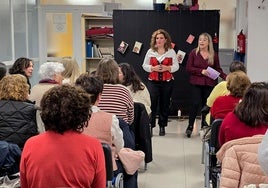 'Afrodita la del barrio' cuestiona en Huétor Vega los roles de la sexualidad