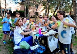 'Roar el güevo', un encuentro entrañable cada año en el Parque de los Pinos.