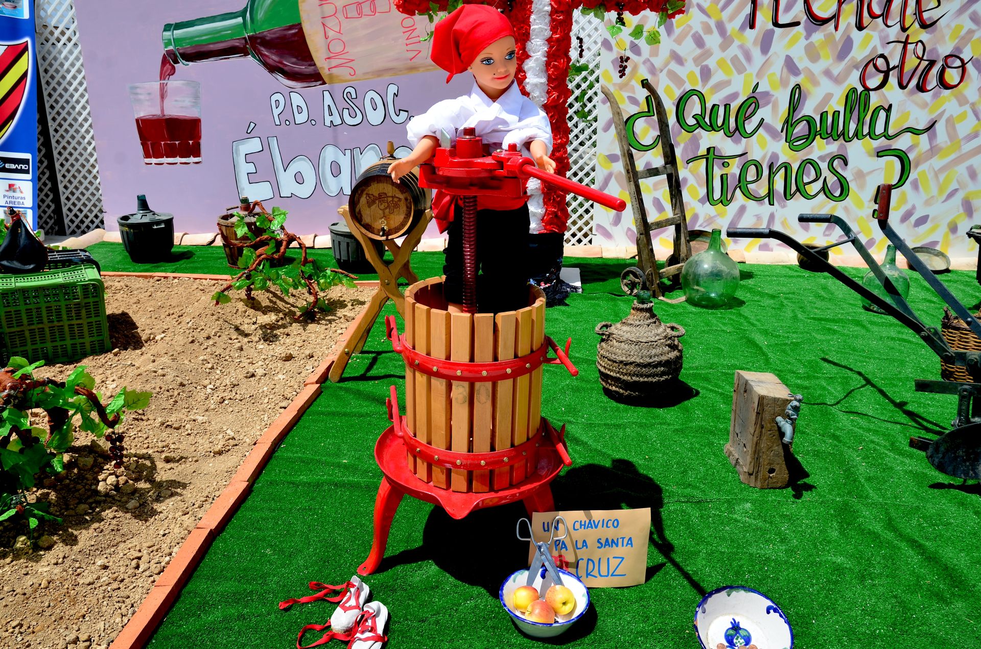 Así son las cruces que han concursado en Huétor Vega