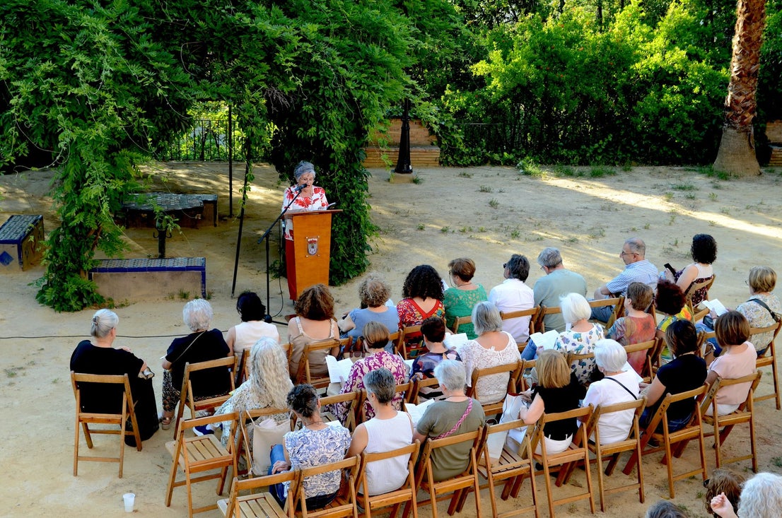 Las palabras mecen el Carmen de San Rafael de Huétor Vega