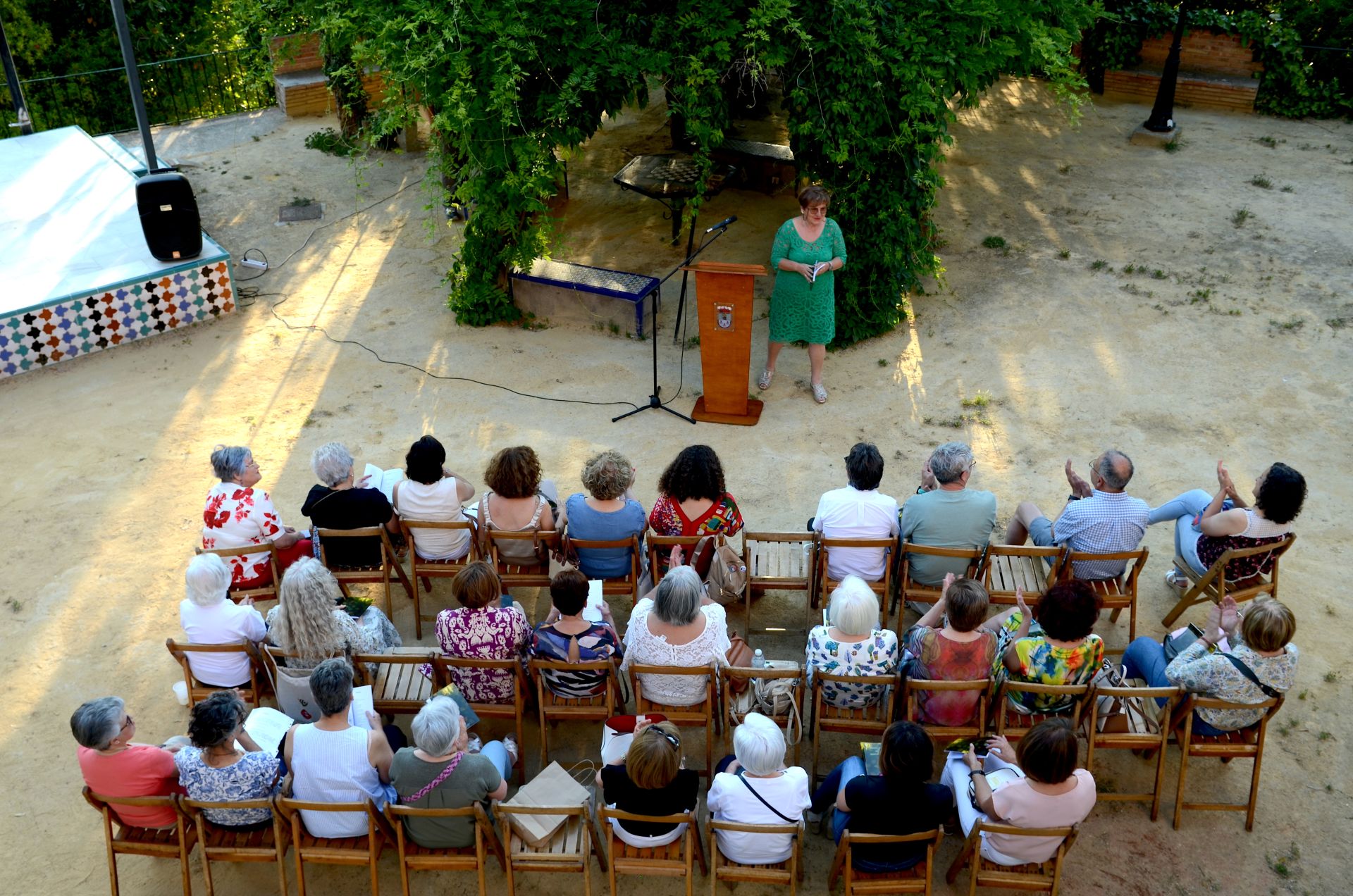 Las palabras mecen el Carmen de San Rafael de Huétor Vega
