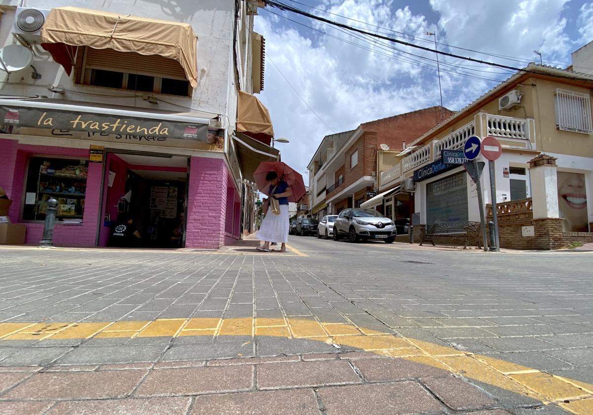 El Ayuntamiento lanza un sorteo: «Este verano, comprar en Huétor Vega tiene premio»