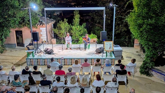 El flamenco local, protagonista en el Carmen de San Rafael en Huétor Vega