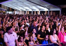 Ambiente en el Recinto Ferial de Huétor Vega.