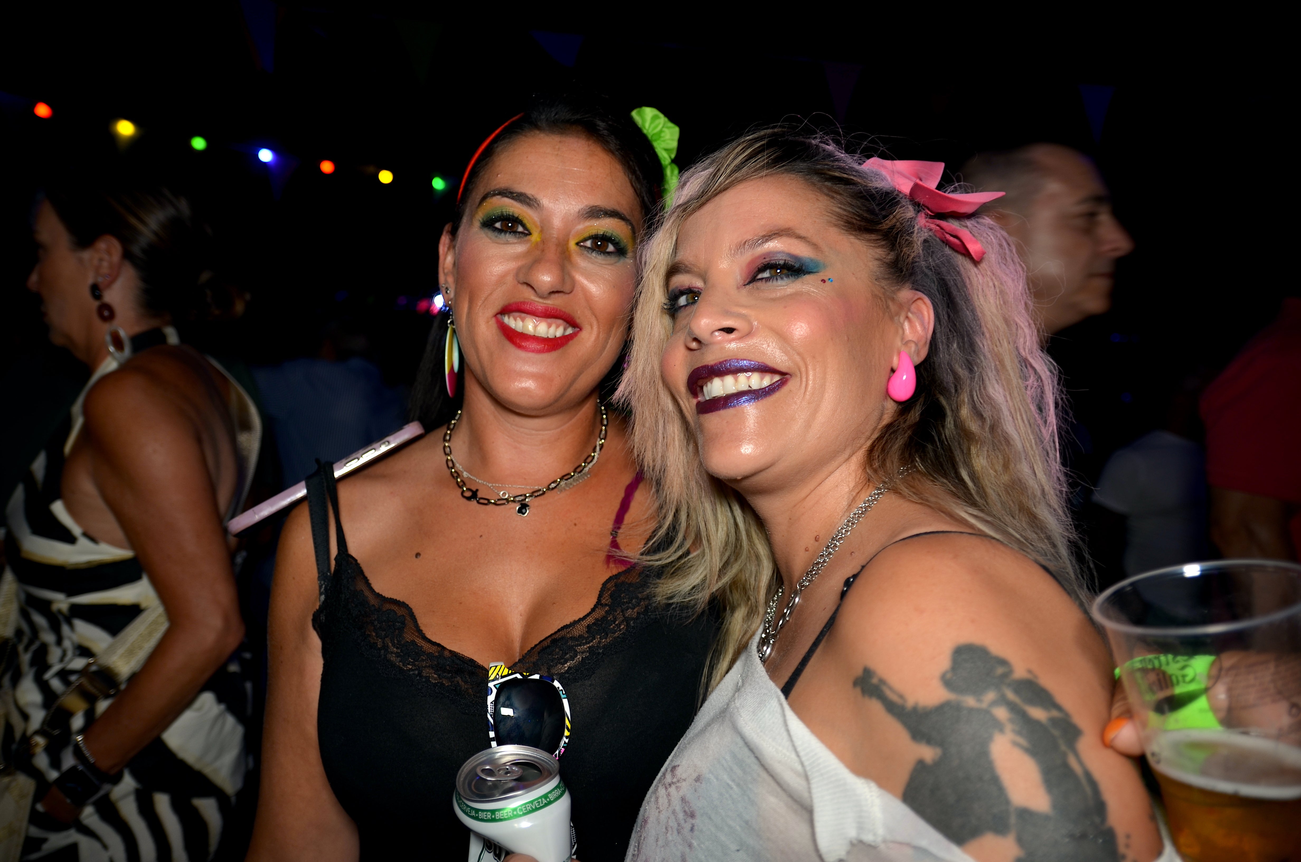 Fiesta &#039;ochentera&#039; en Huétor Vega