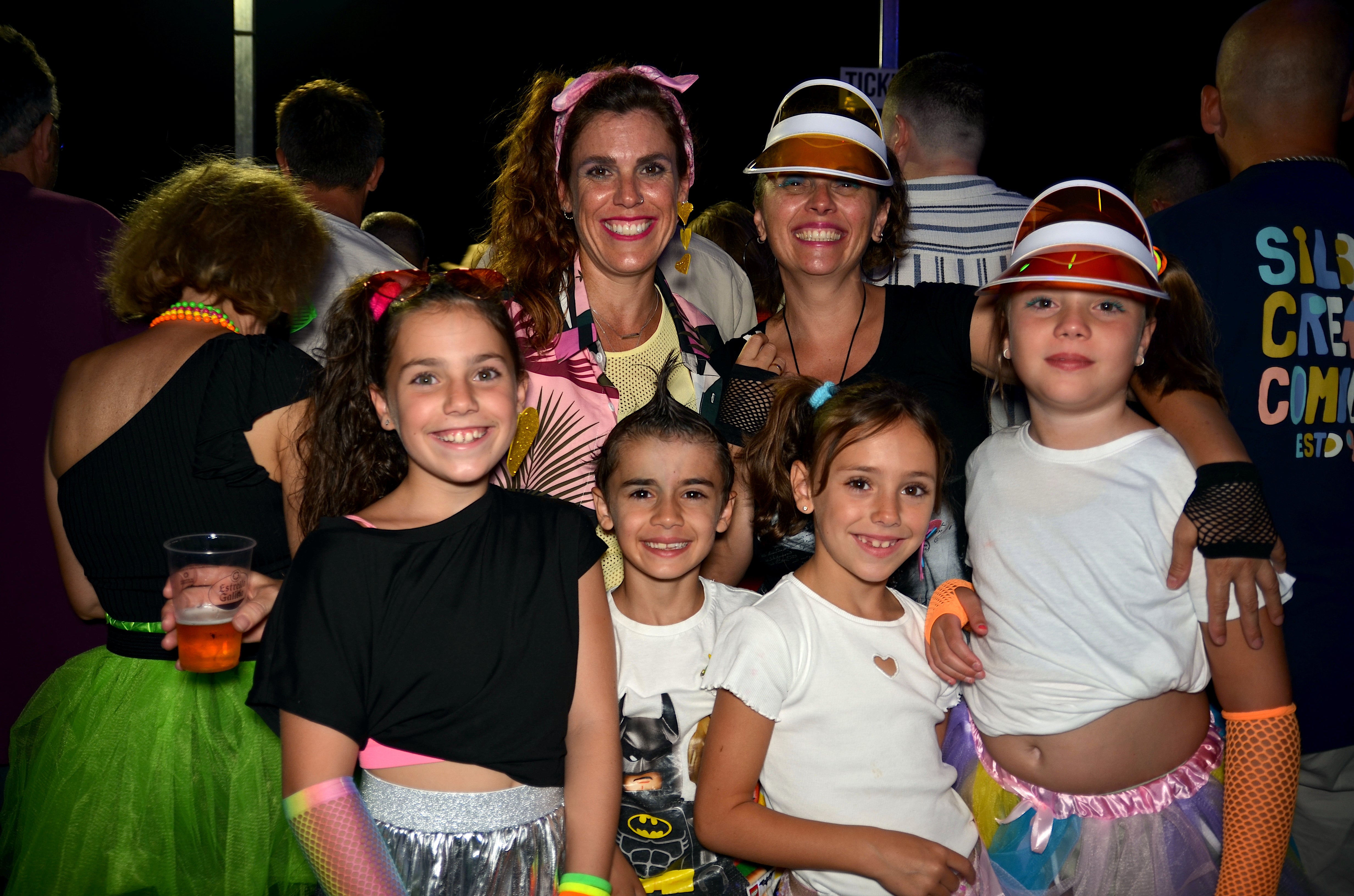 Fiesta &#039;ochentera&#039; en Huétor Vega