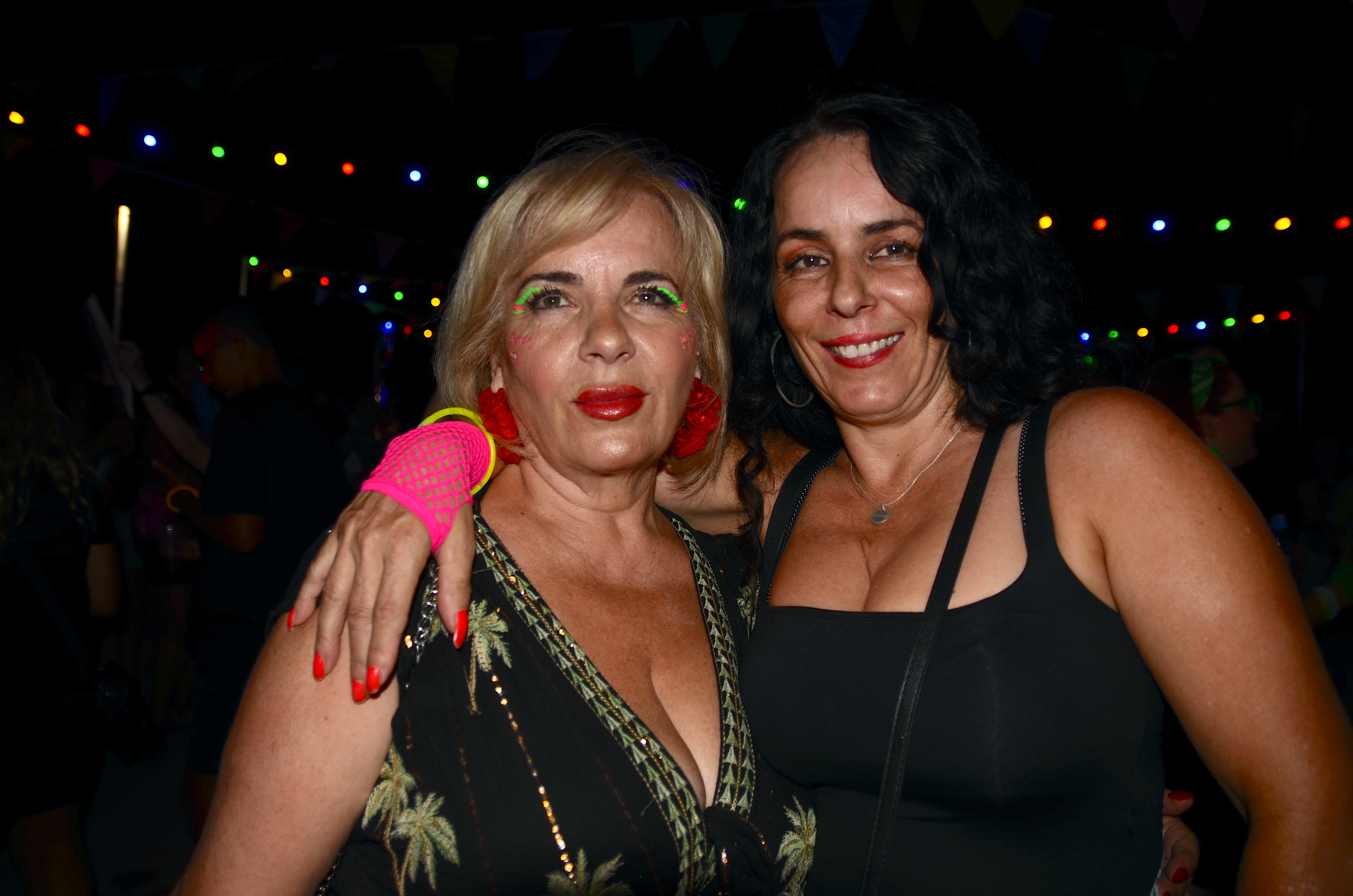 Fiesta 'ochentera' en Huétor Vega