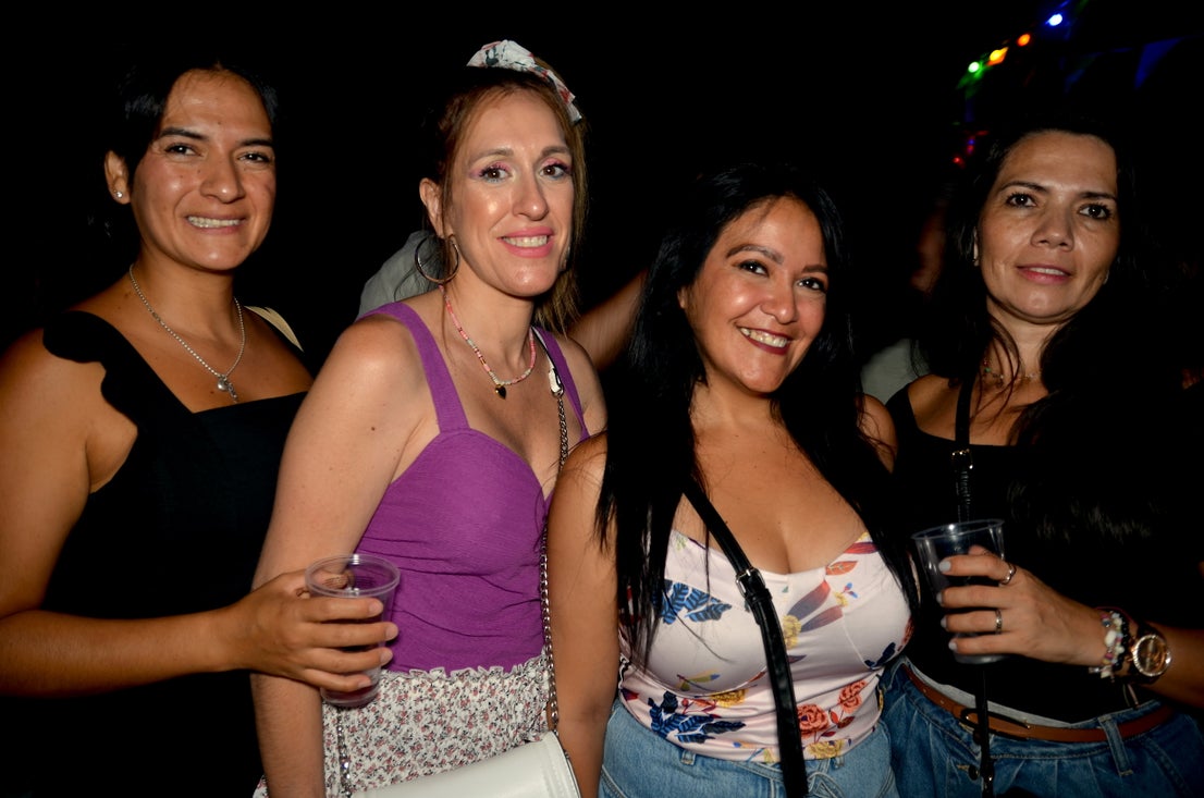 Fiesta 'ochentera' en Huétor Vega