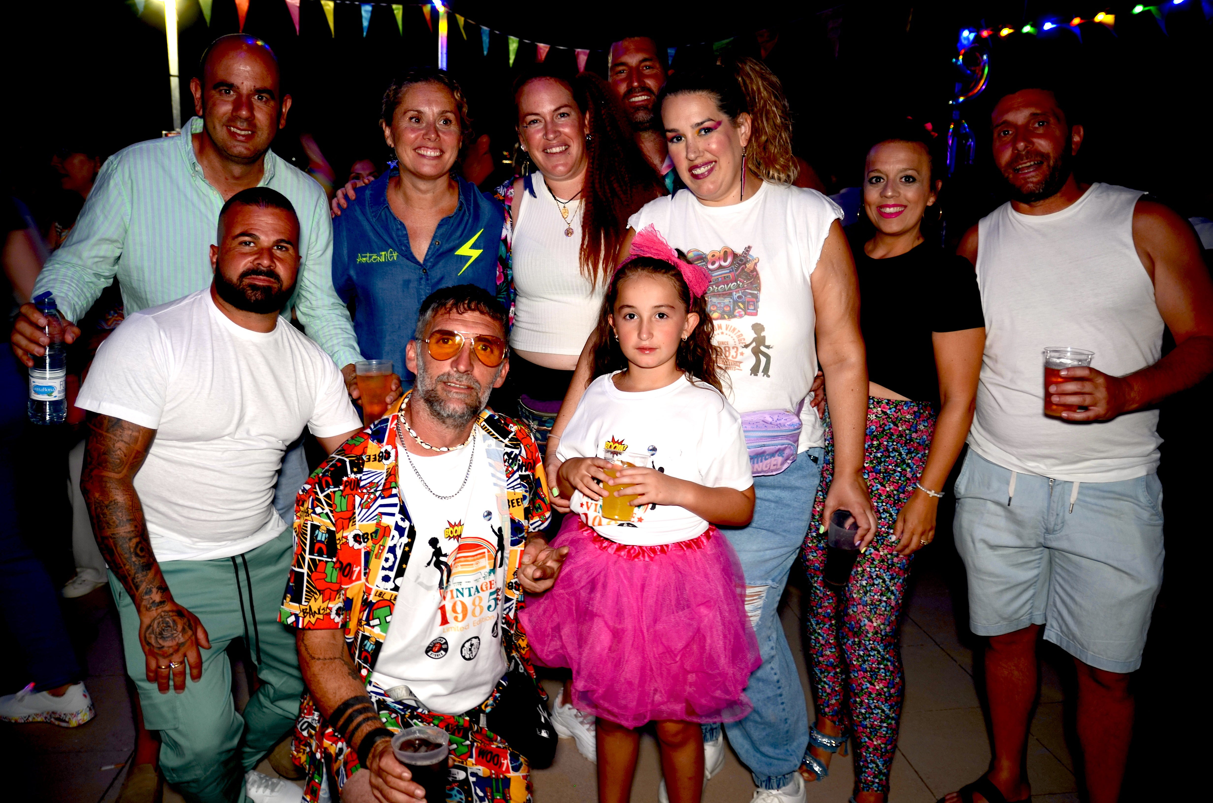 Fiesta 'ochentera' en Huétor Vega