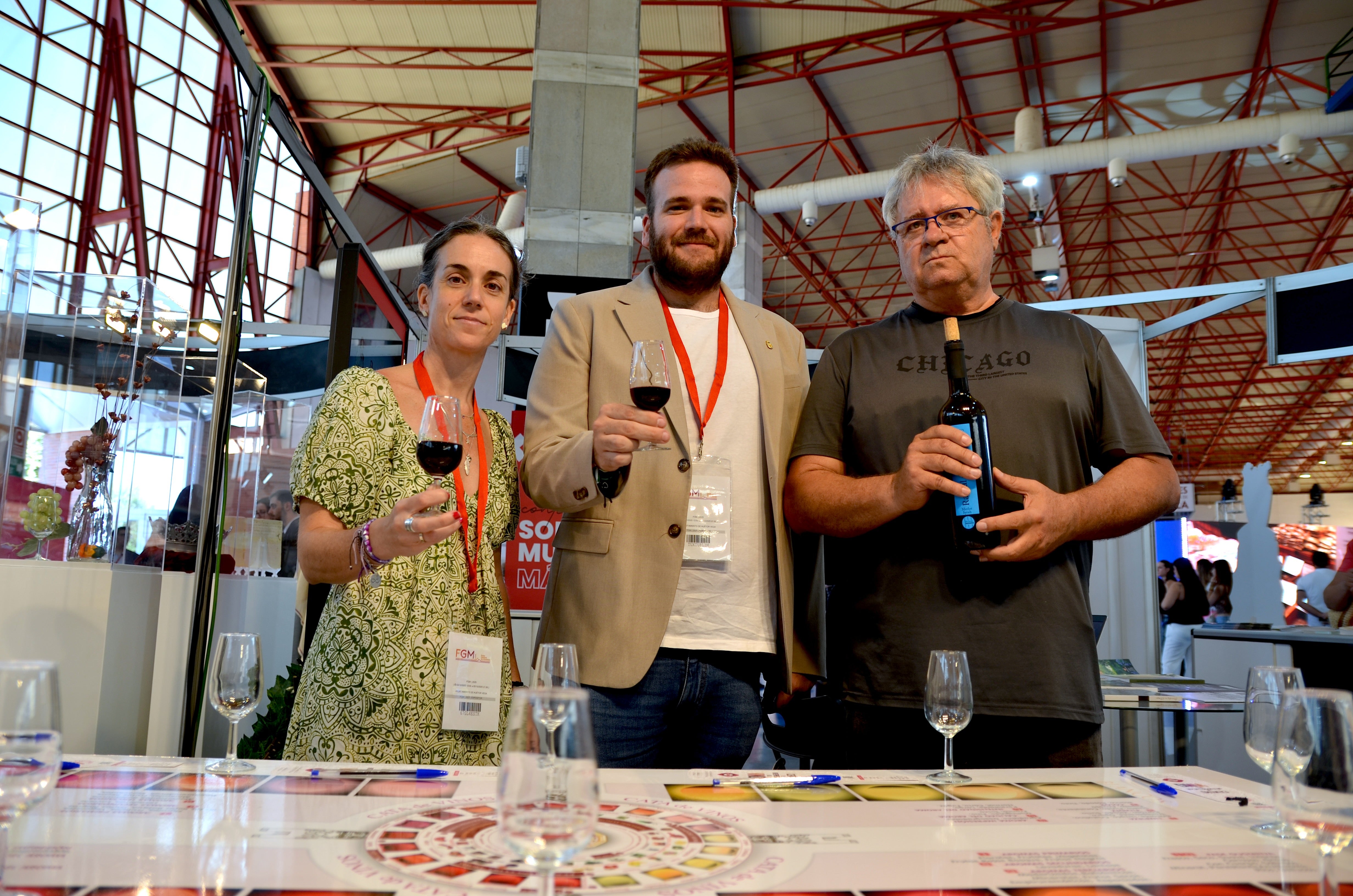 Los ediles Olga Calvente y Alejandro García, con el técnico de Cultura del Ayuntamiento de Huétor Vega.