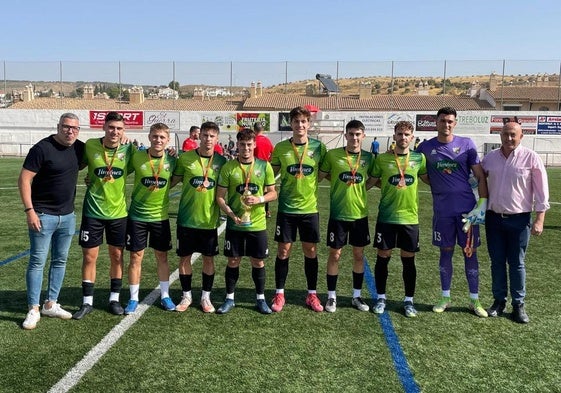 Los ocho internacionales, antes del choque ante el Alhaurino.