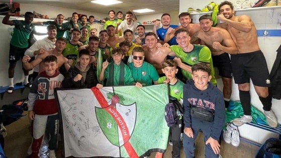 El Huétor Vega vence y escala en la tabla
