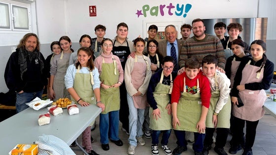 La juventud muestra talento culinario en 'Top Chef' en Huétor Vega