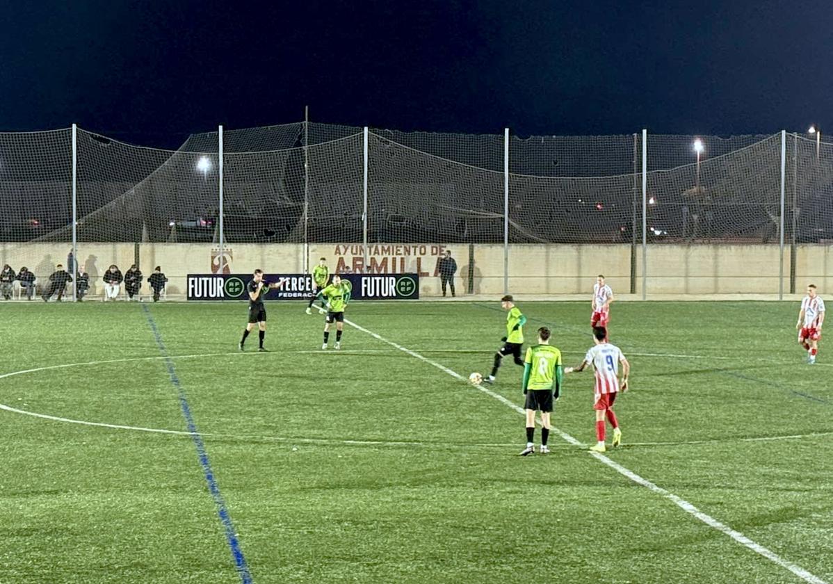 Inicio de la segunda mitad en el feudo armillero este pasado domingo.