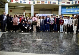 Presentación del Infopoint, un punto de información que pone en marcha el IES Los Neveros de Huétor Vega por ser Escuela Embajadora del Parlamento Europeo.