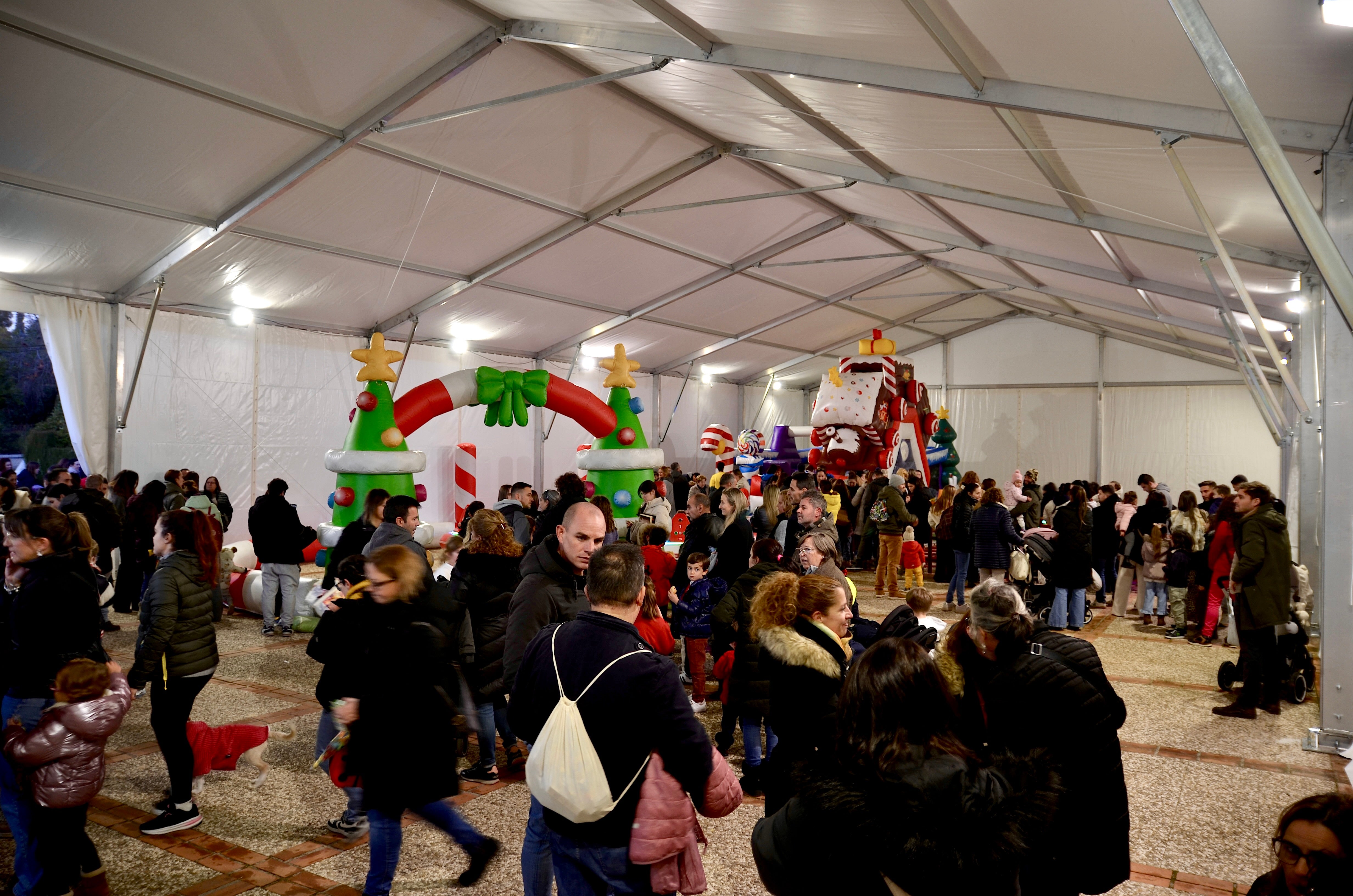 Así es la carpa de 600 metros de Huétor Vega para este invierno