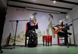 Una de las actuaciones de la primera edición, en la peña La Parra Flamenca.