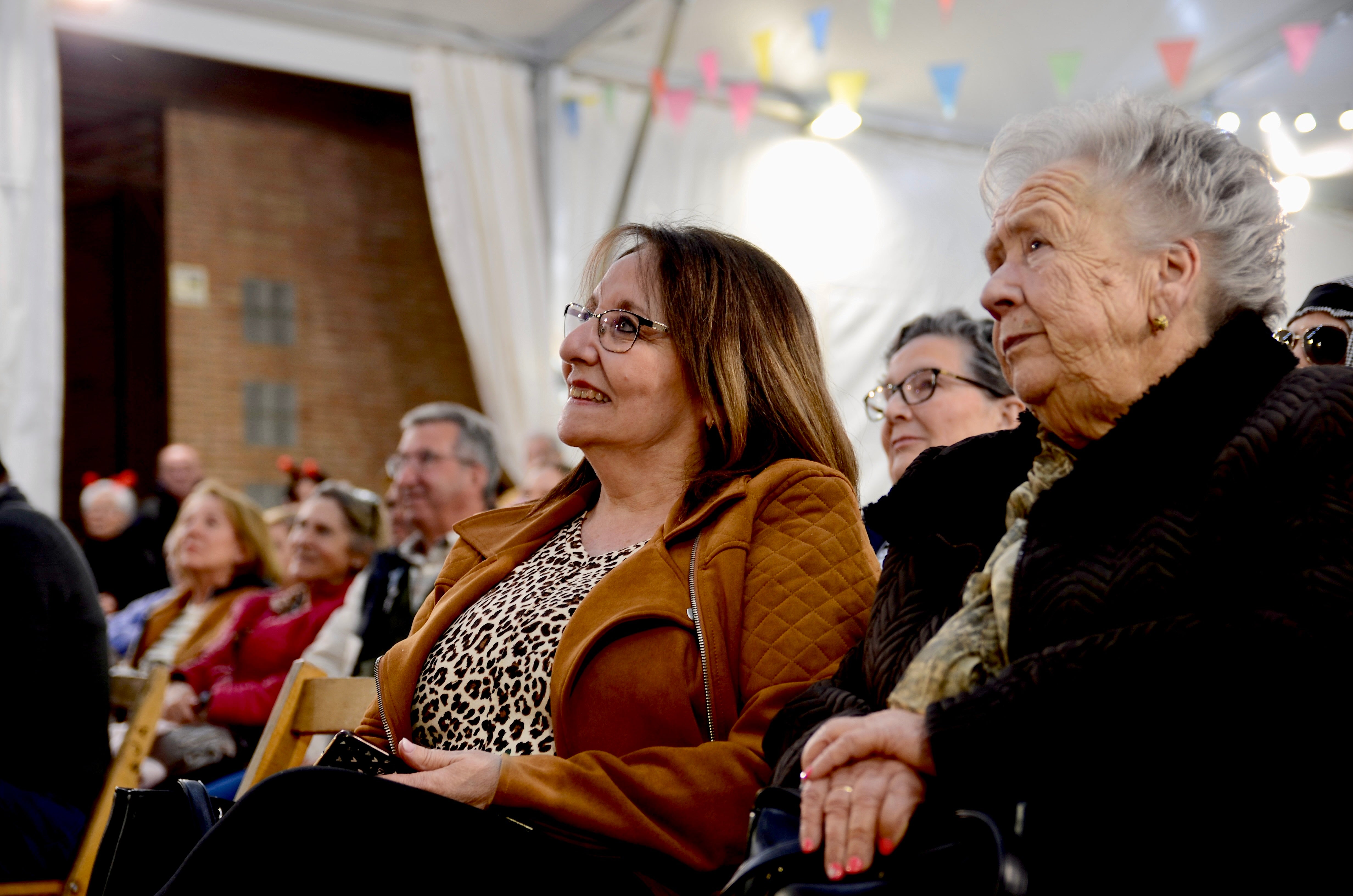 Chirigotas mordaces y con salero en Huétor Vega