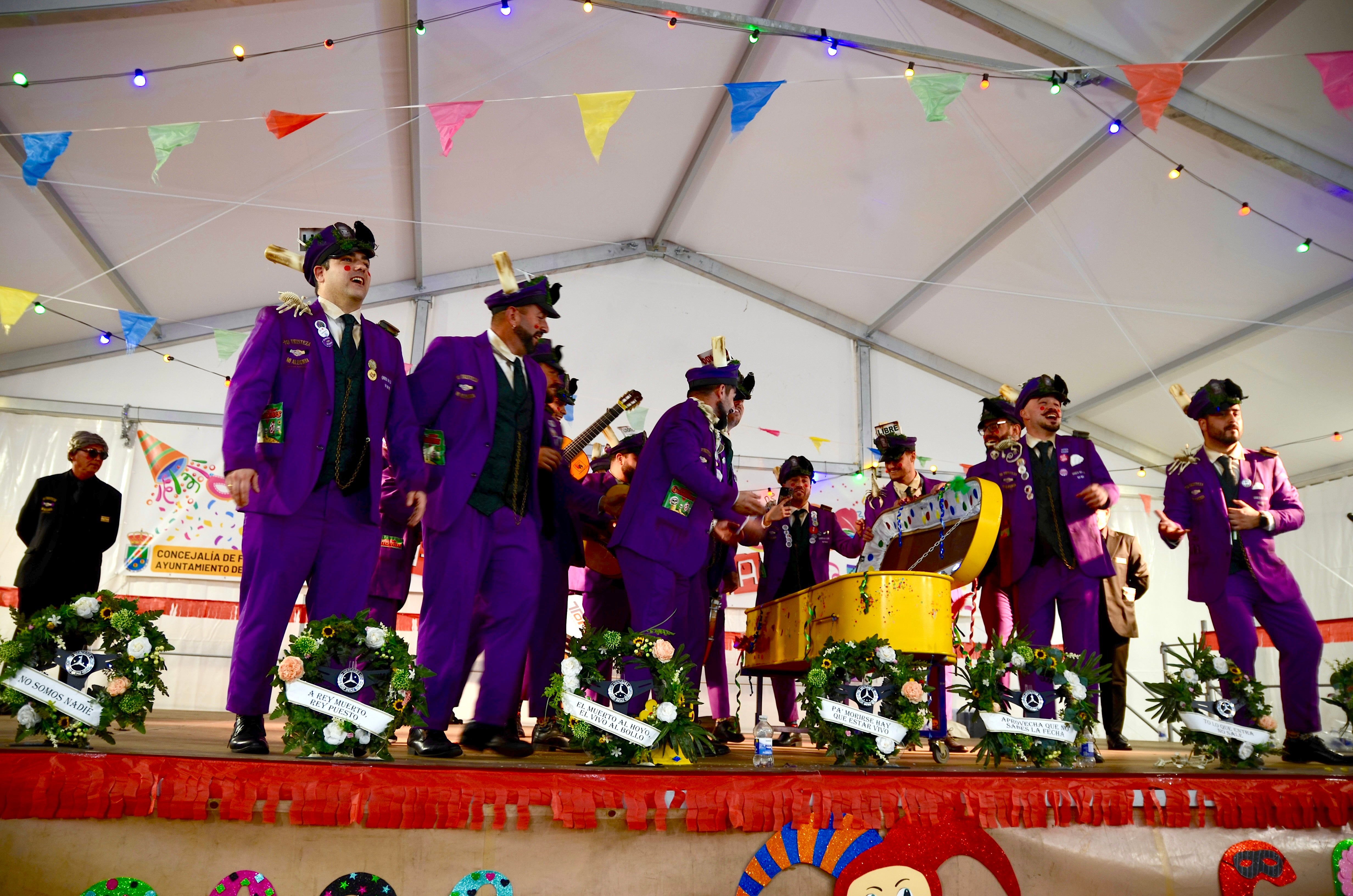 Chirigotas mordaces y con salero en Huétor Vega