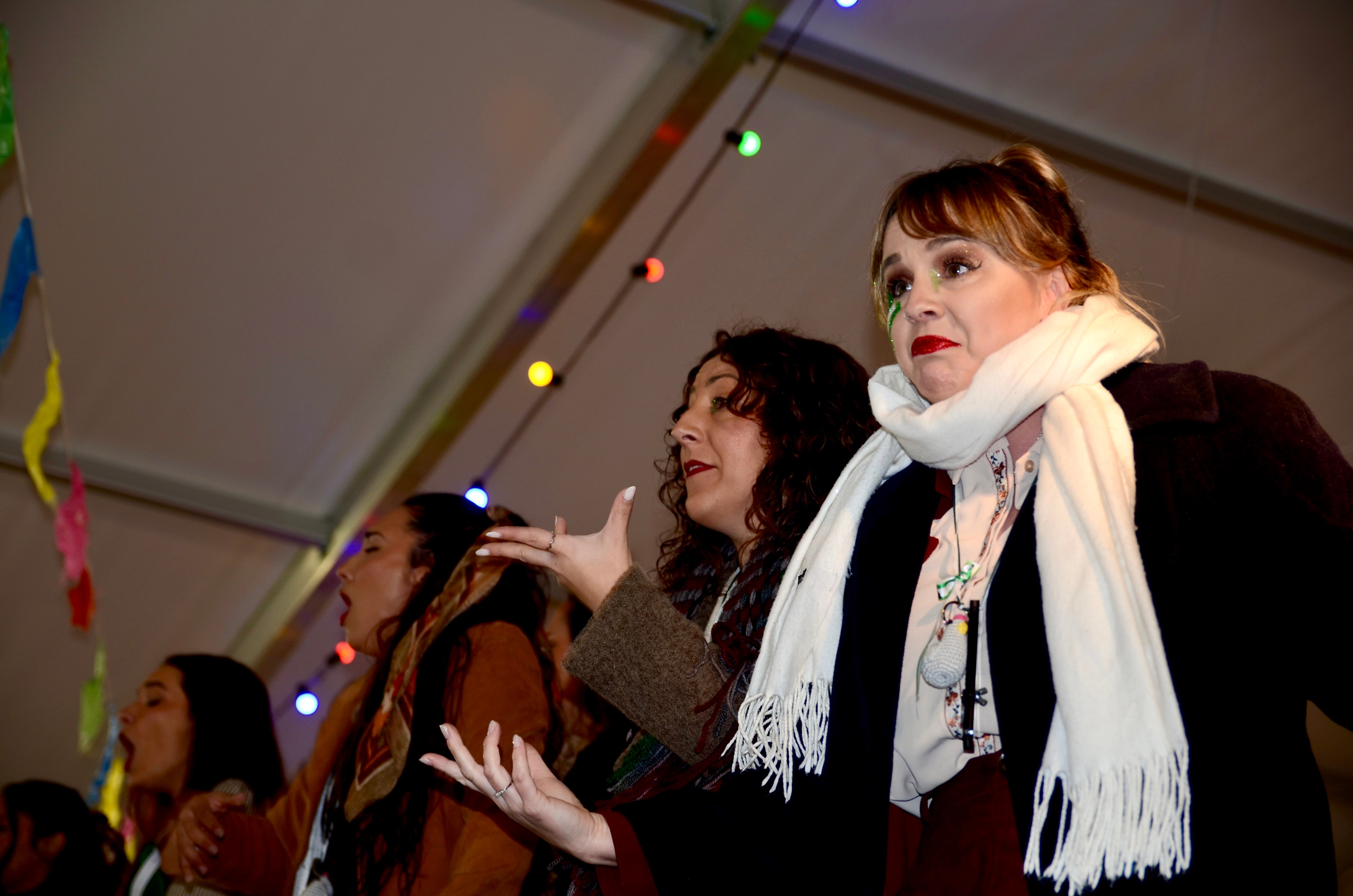 Chirigotas mordaces y con salero en Huétor Vega