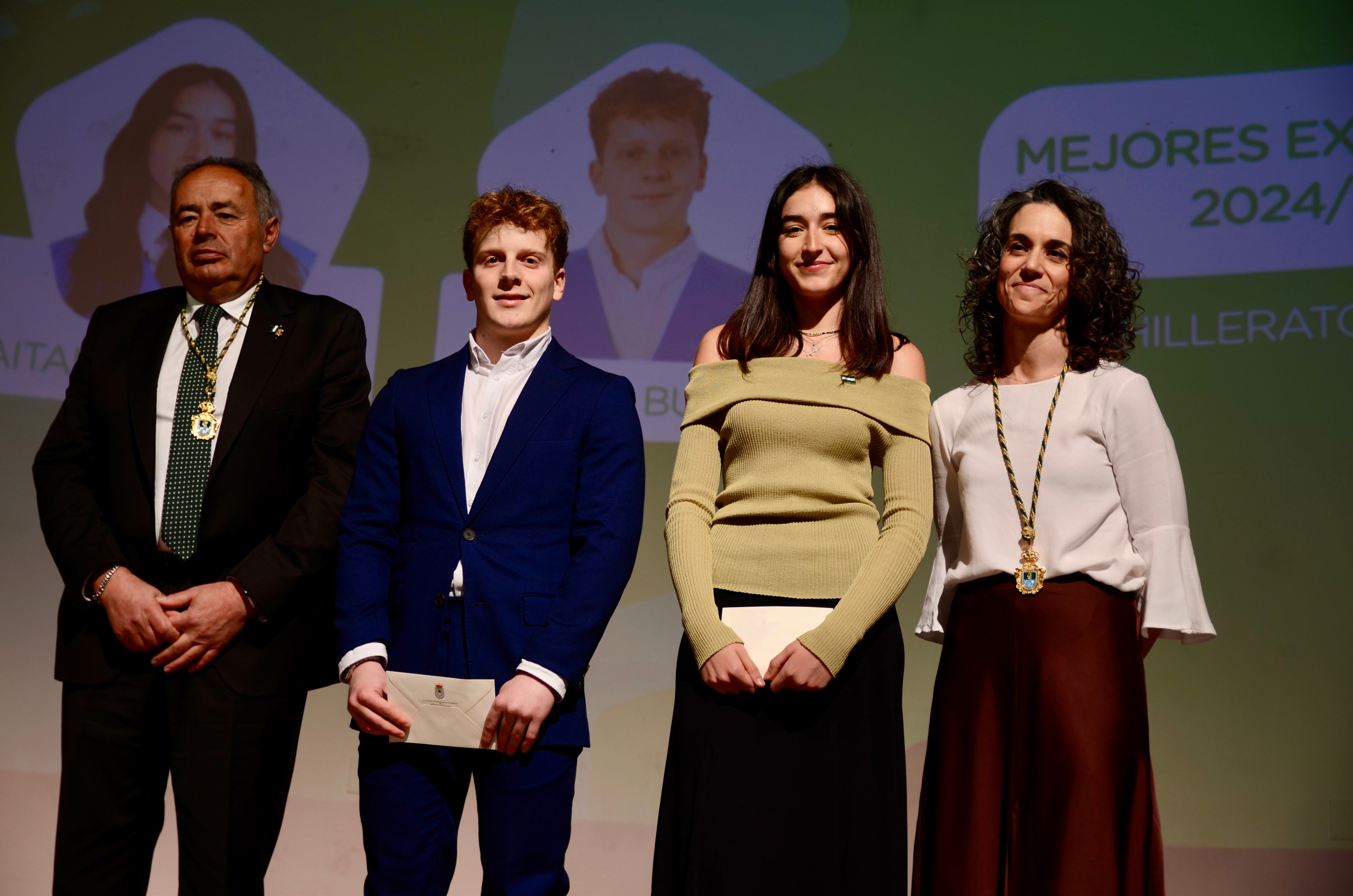 Un Día de Andalucía cargado de emoción en Huétor Vega