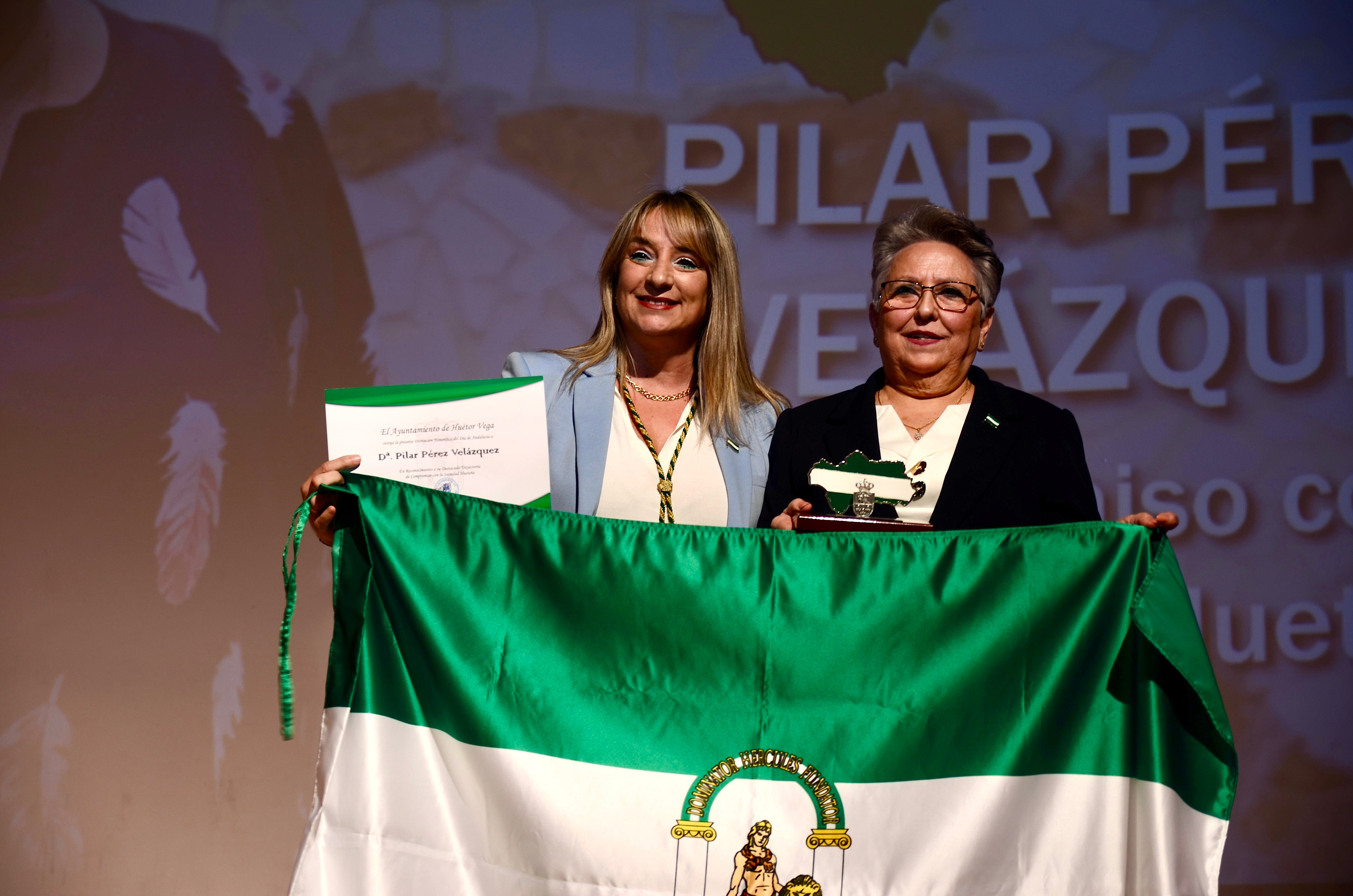 Un Día de Andalucía cargado de emoción en Huétor Vega