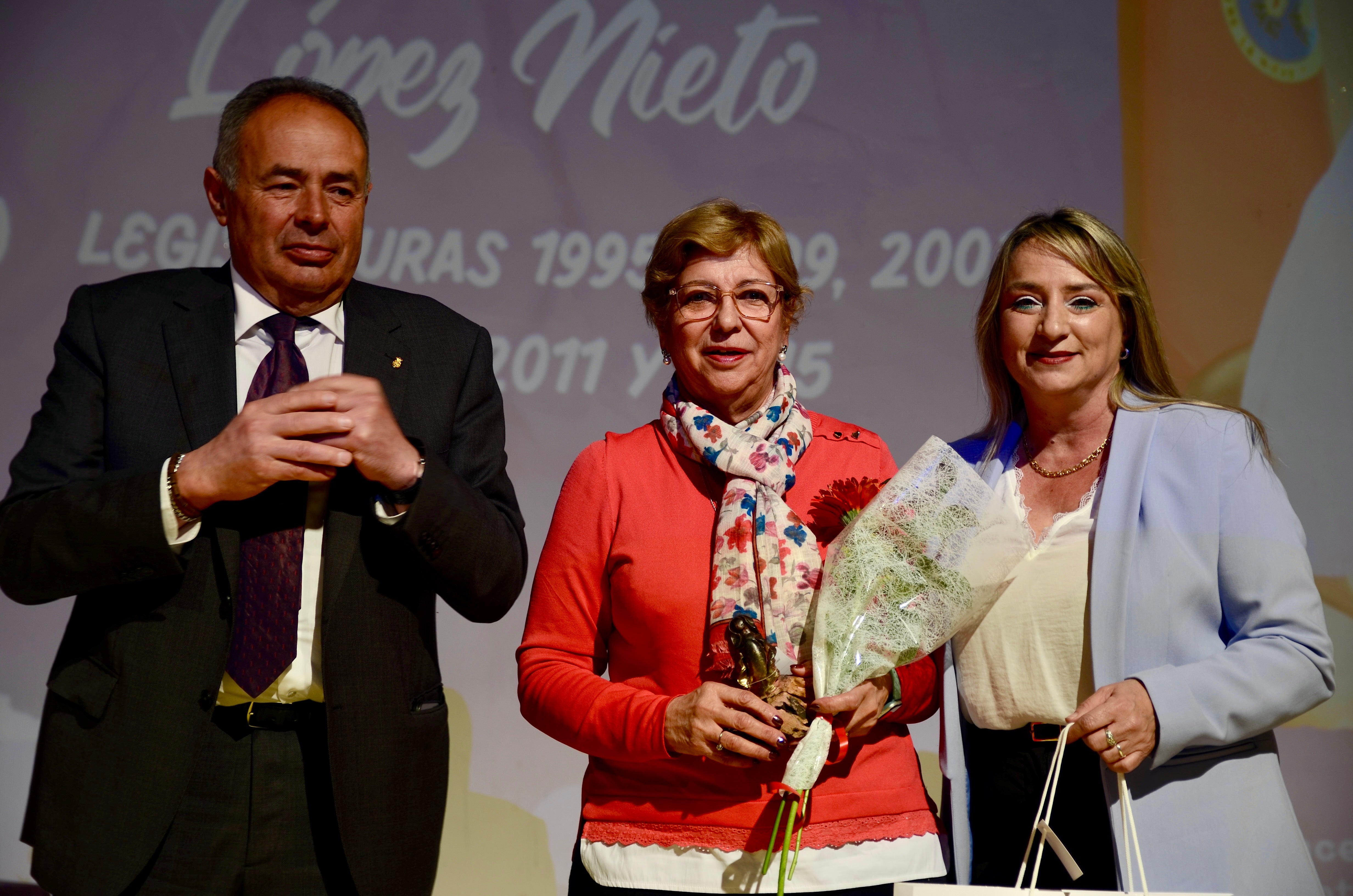 Huétor Vega rinde homenaje a sus mujeres concejalas a lo largo de la historia