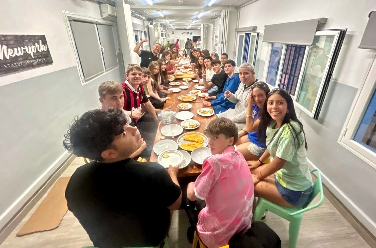 Cena al final de la jornada.