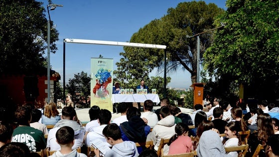Huétor Vega repetirá como subsede del Festival Internacional de Poesía con María Rosal