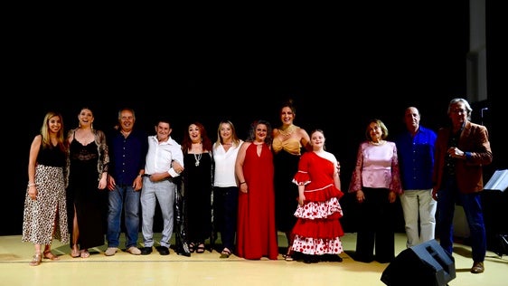 Una nueva gala solidaria en Huétor Vega recauda fondos para los niños del Sáhara