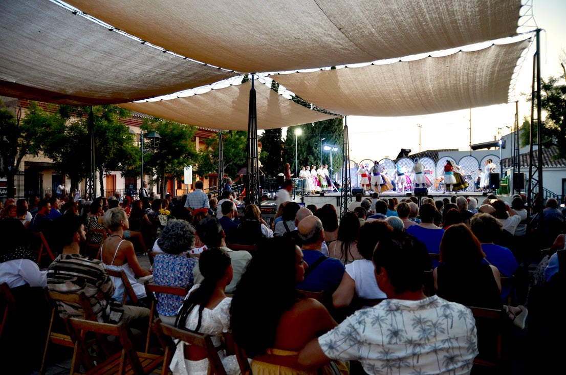 Así fue el deslumbrante estreno de ‘Boda gitana’ en Huétor Vega