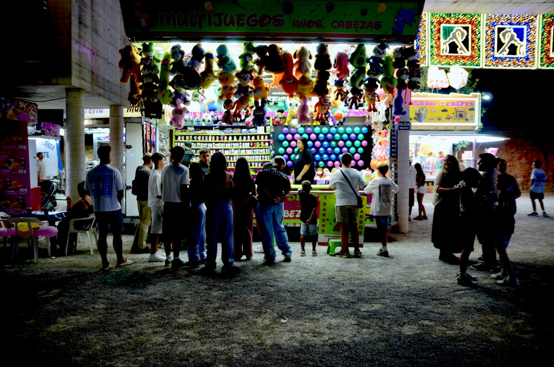 Amistades Peligrosas, la primera tentación de las noches de feria de Huétor Vega