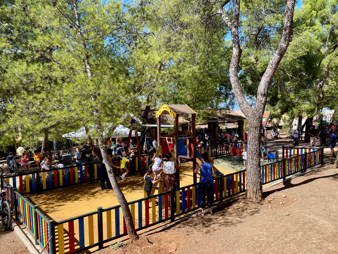 Barbacoa y regalos en el Día de la Bicicleta en Huétor Vega