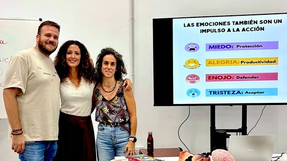 La Escuela de Familias de Huétor Vega aborda la gestión emocional en casa