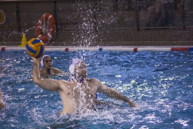 El equipo de waterpolo se estrena en casa este fin de semana