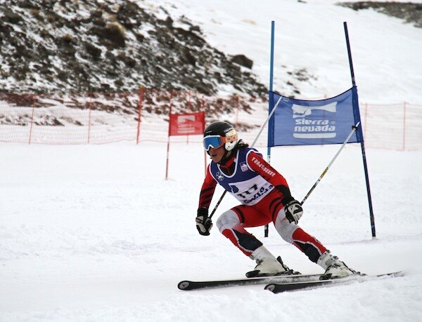 El Ayuntamiento organiza un curso de esquí para empadronados