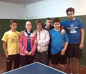 El tenis de mesa hueteño se pone las pilas por Navidad