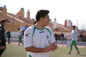 El CD Huétor Vega inicia la liga este domingo en Purullena