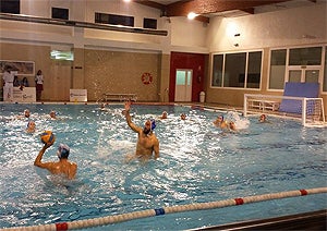 Waterpolo: Huétor Vega es líder invicto en Andalucía