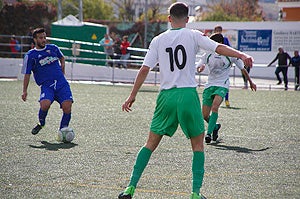 El Huétor Vega es ya el único que asedia al Motril