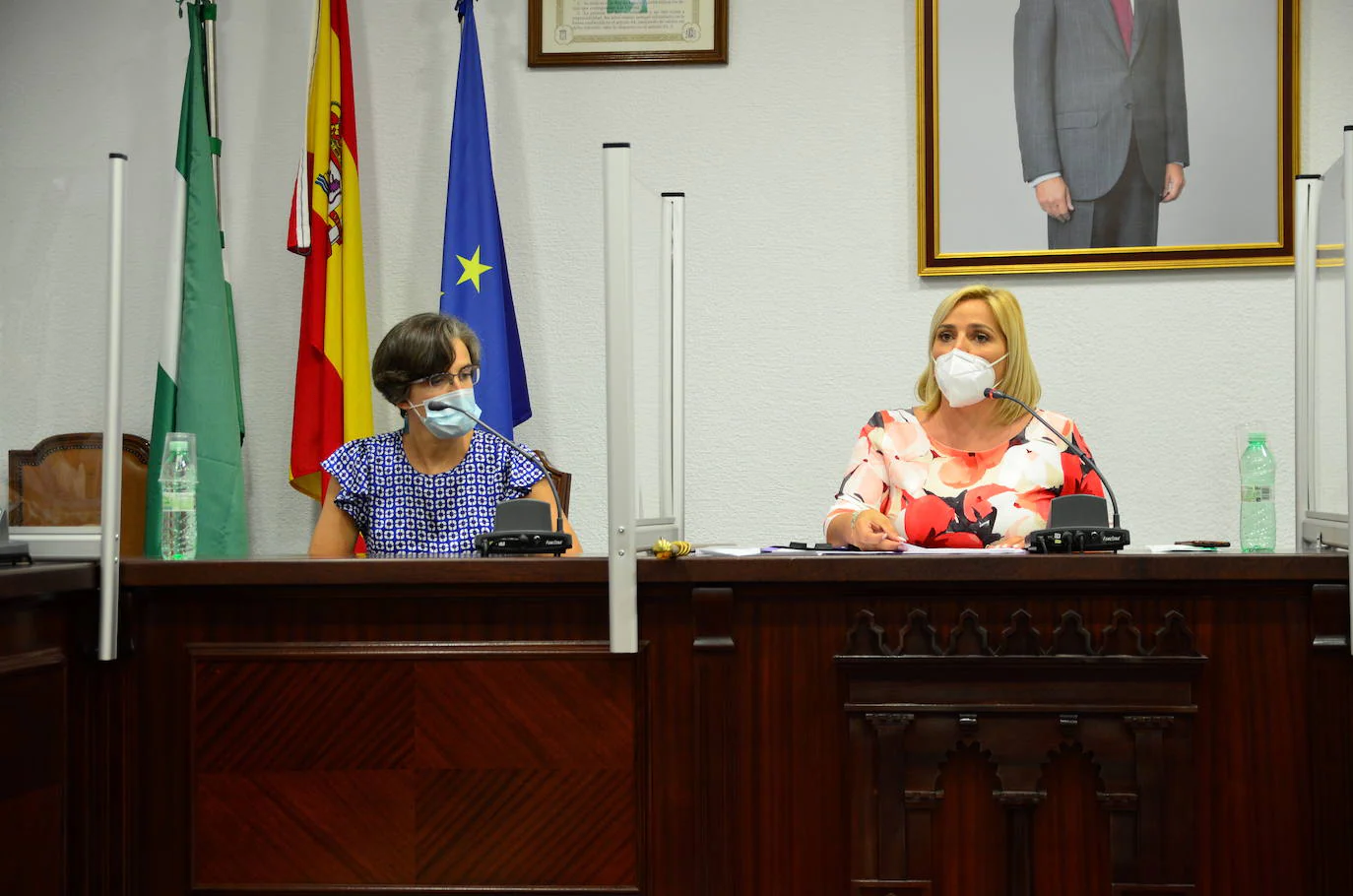 Fotos: Purificación López Quesada, nueva alcaldesa de La Zubia tras prosperar la moción de censura