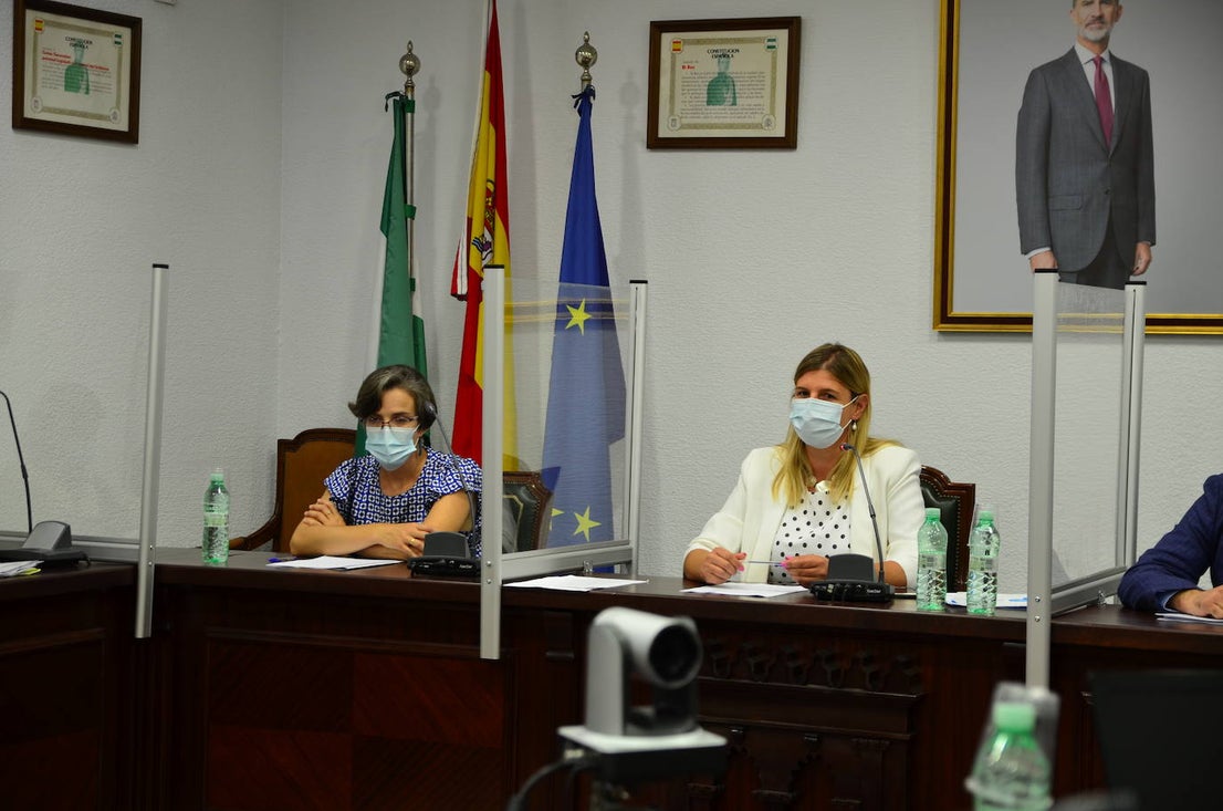 Fotos: Purificación López Quesada, nueva alcaldesa de La Zubia tras prosperar la moción de censura