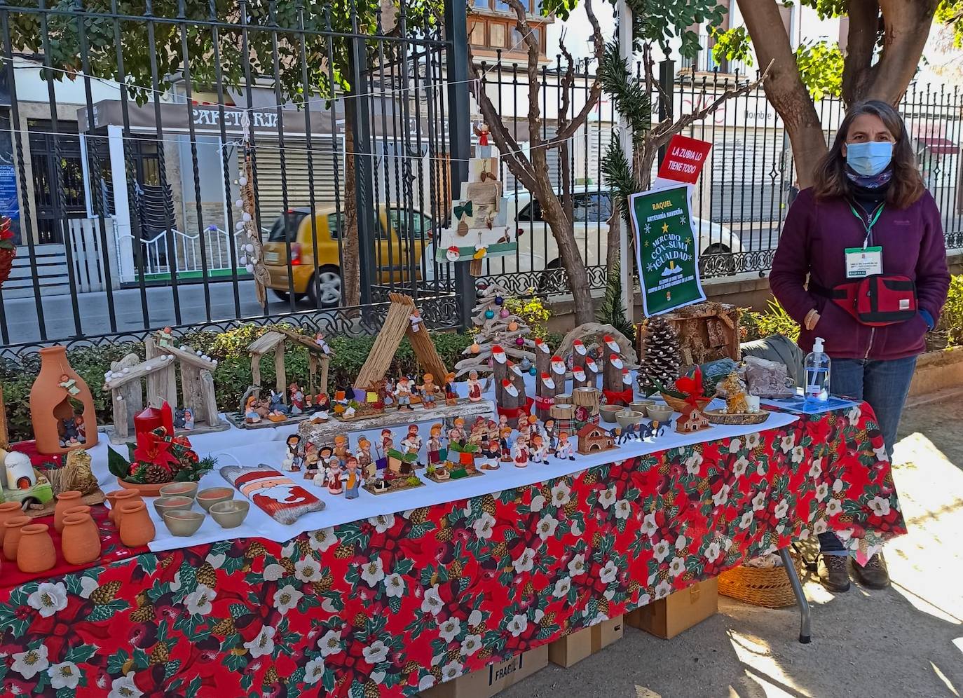 Fotos: Mercado navideño de artesanas en La Zubia